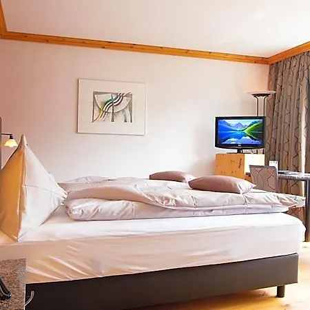 Hotel Hohe Promenade 3*