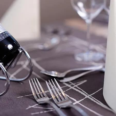 Hohe Promenade Hotel