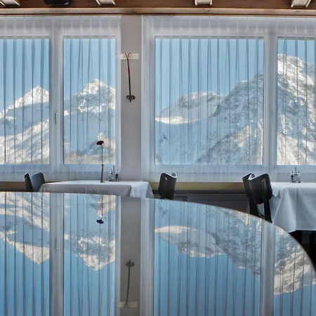 Hohe Promenade Hotel