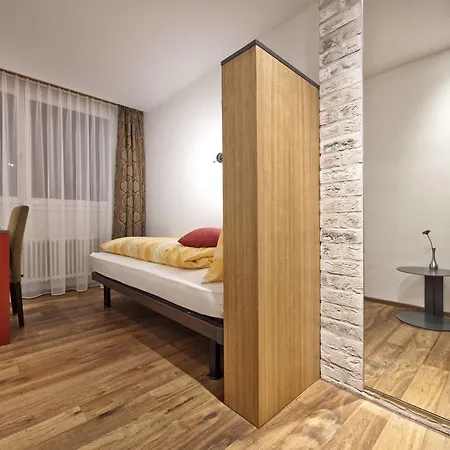 Hotel Hohe Promenade 3*