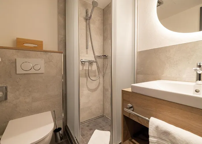 Hohe Promenade Hotel