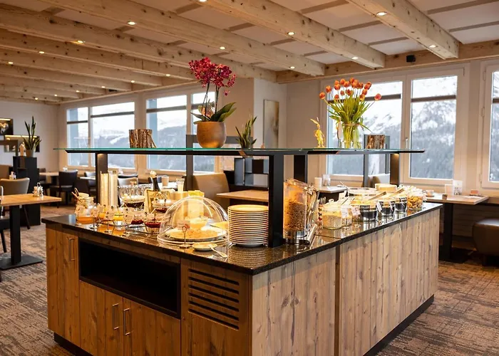 红和长廊酒店 3*