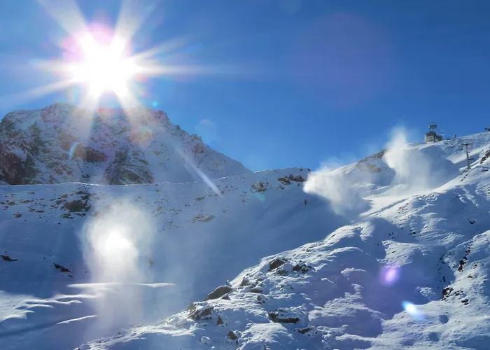 红和长廊酒店 酒店